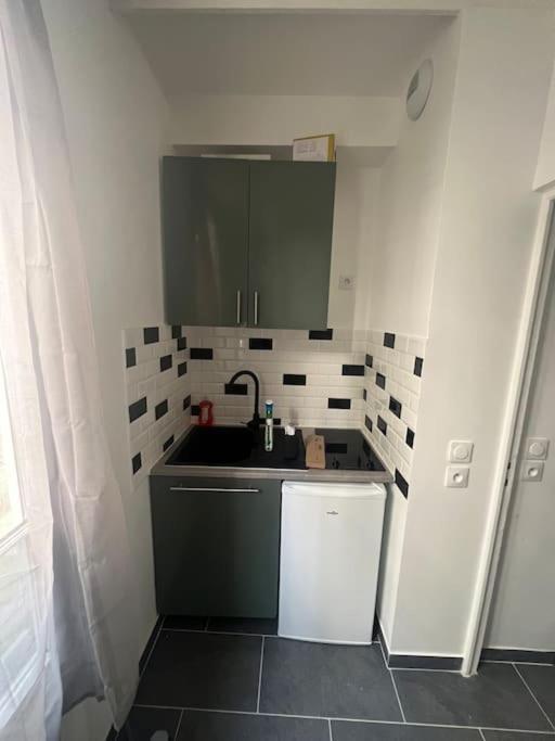 Studio Cosy Refait A Neuf Levallois ภายนอก รูปภาพ